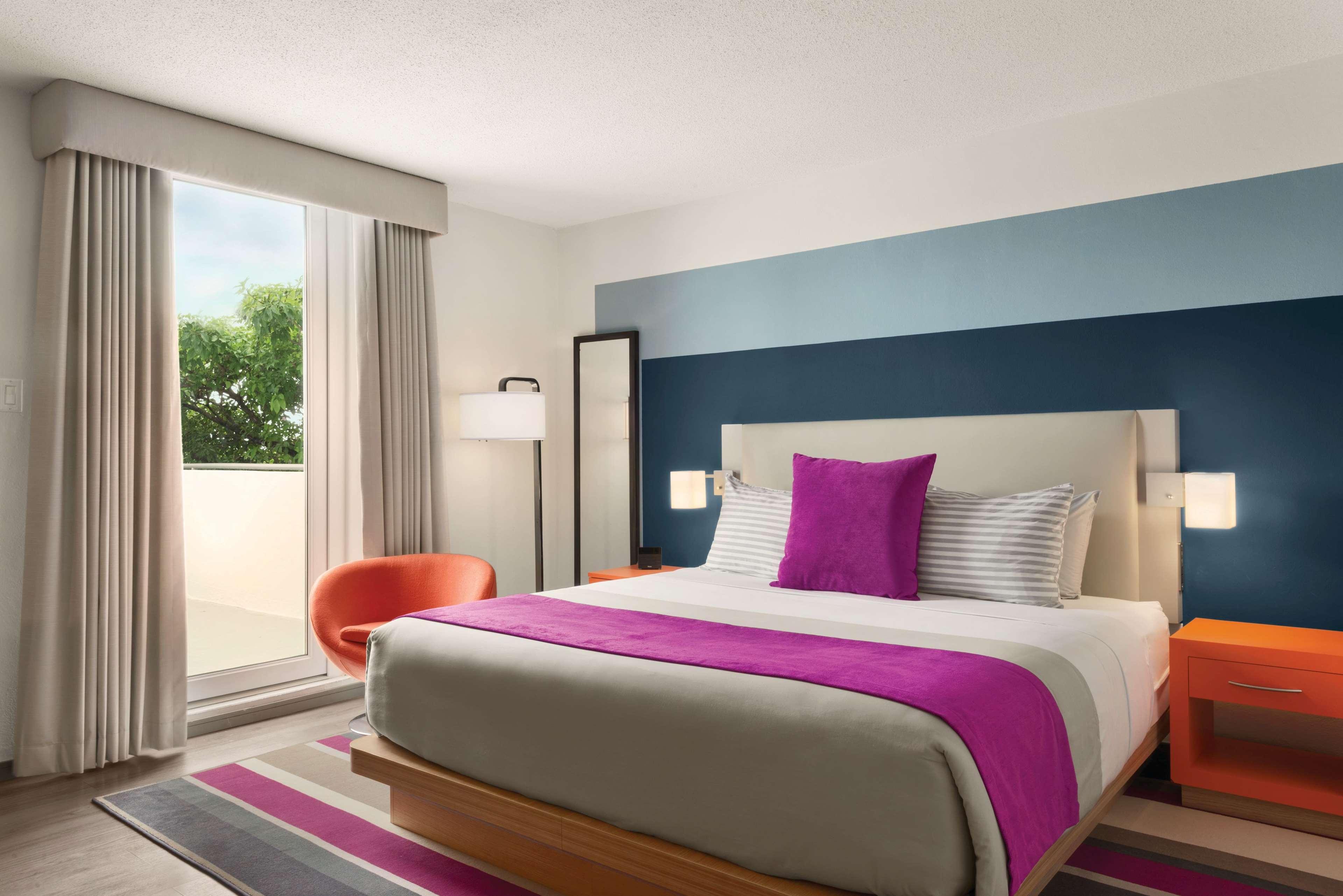 Tryp By Wyndham Isla Verde San Juan Exteriör bild