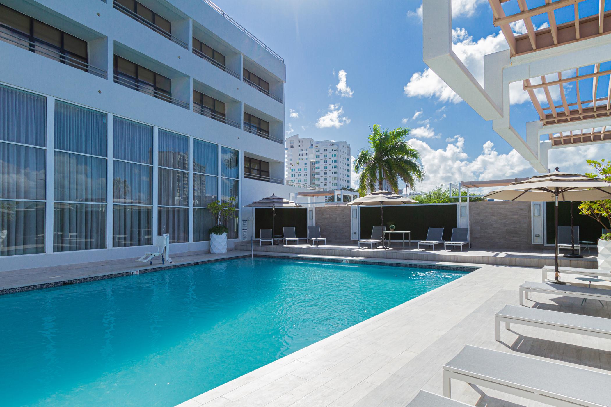 Tryp By Wyndham Isla Verde San Juan Exteriör bild