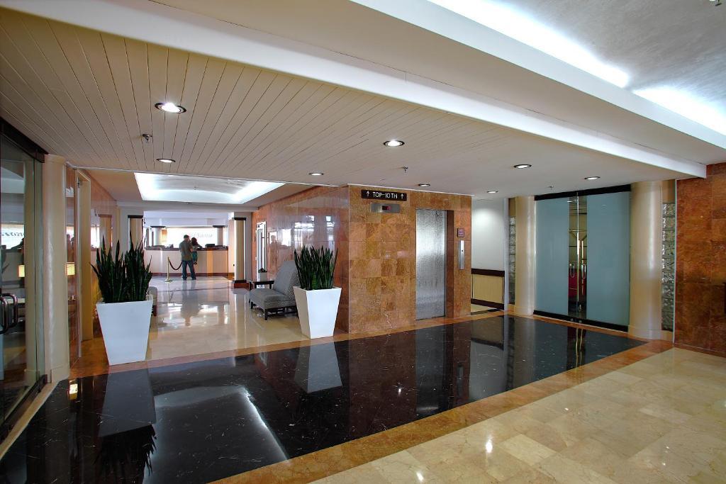 Tryp By Wyndham Isla Verde San Juan Exteriör bild